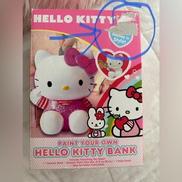 🌻NIB Sanrio Paint your own Hello Kitty Bank - Picture 3 of 3